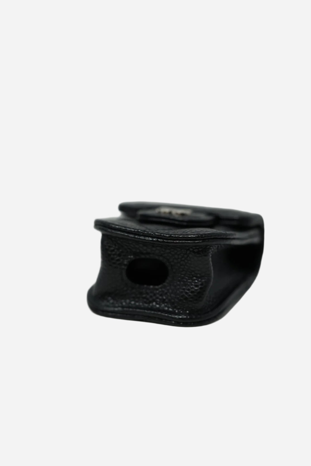 Pre-owned CHANEL Caviar Quilted Airpods Case