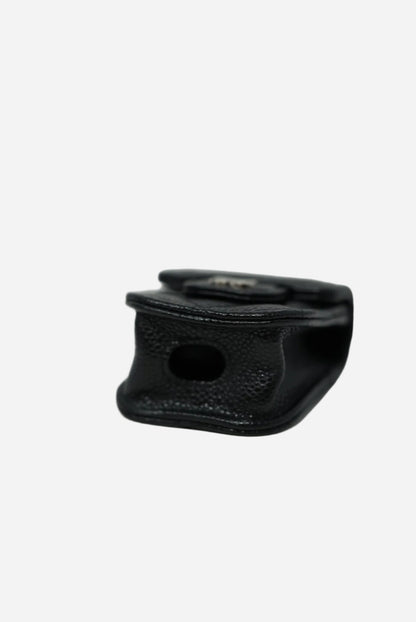 Pre-owned CHANEL Caviar Quilted Airpods Case