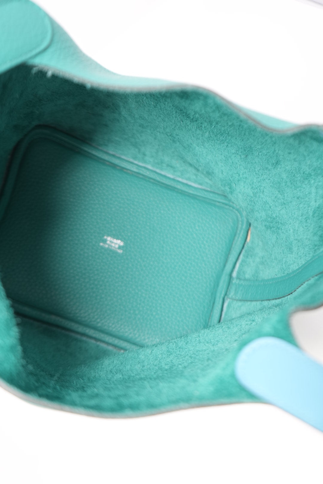 Hermes 2020 Green Clemence Leather Picotin 18 Handbag