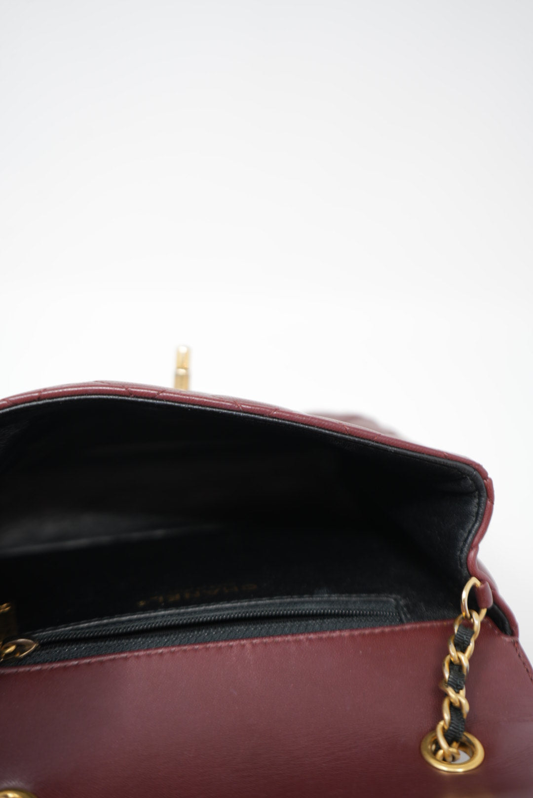 Pre-Owned Chanel 2015-2016 Lambskin Mini Two-Tone Day Flap Bag