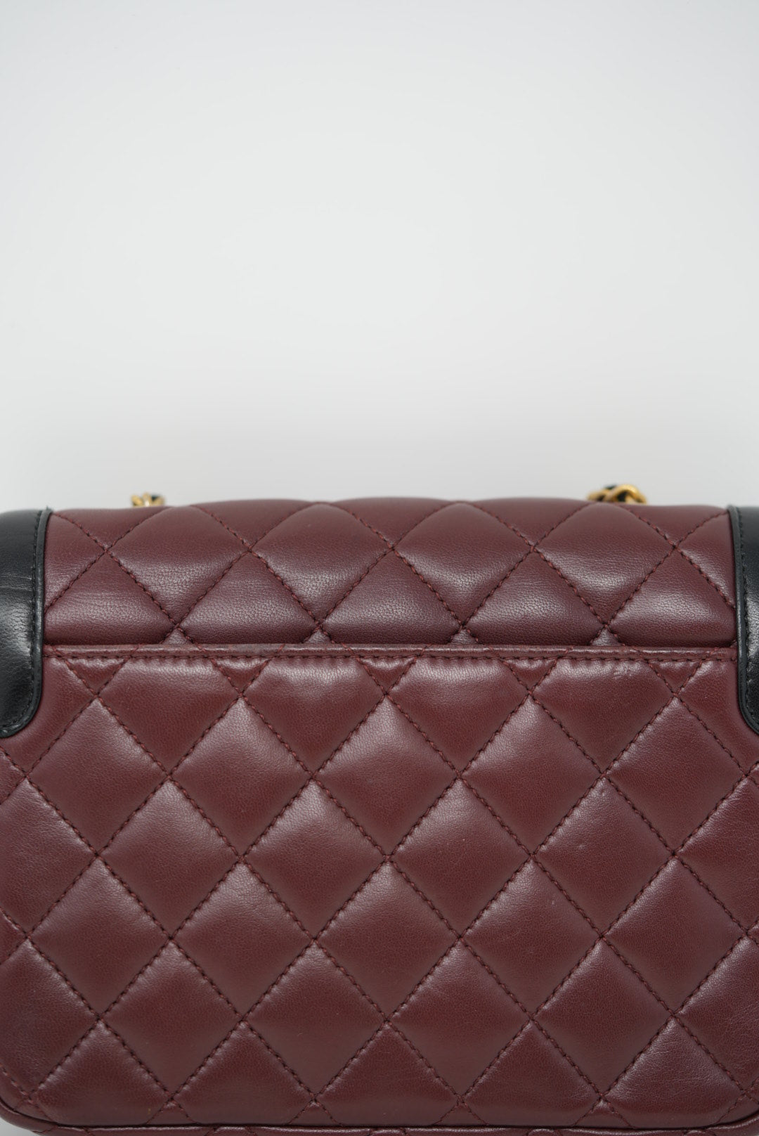 Pre-Owned Chanel 2015-2016 Lambskin Mini Two-Tone Day Flap Bag