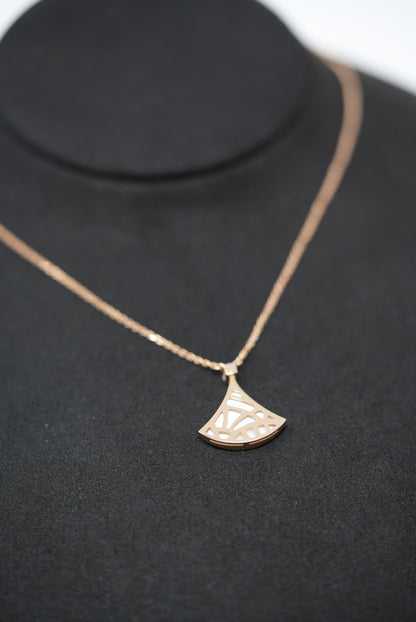Bvlgari Divas' Dream necklace 18 kt rose gold