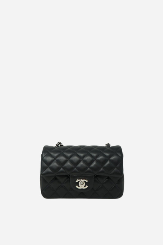 Pre-Owned Chanel 2021 Black Lambskin Classic Mini Flap Bag