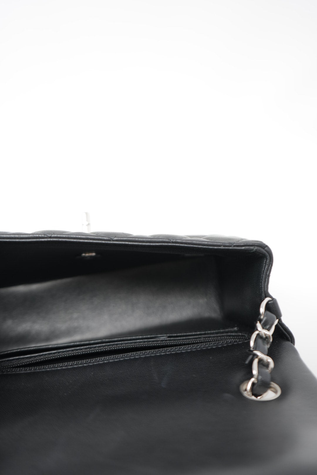 Pre-Owned Chanel 2021 Black Lambskin Classic Mini Flap Bag