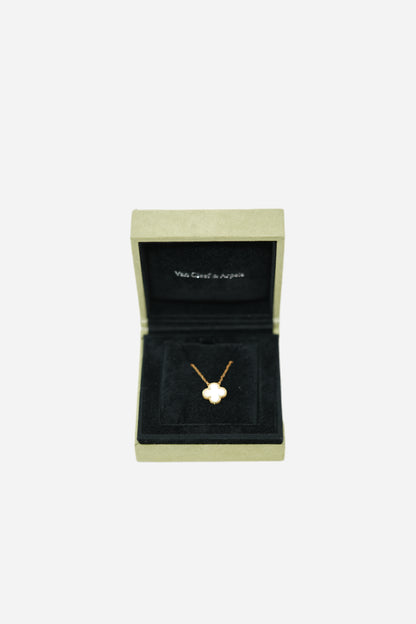 Van Cleef&Arpels Vintage Alhambra pendant 18K