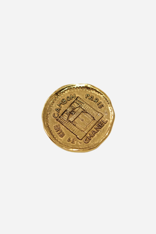 Pre-Owned CHANEL 80's Round Cambon Brooch