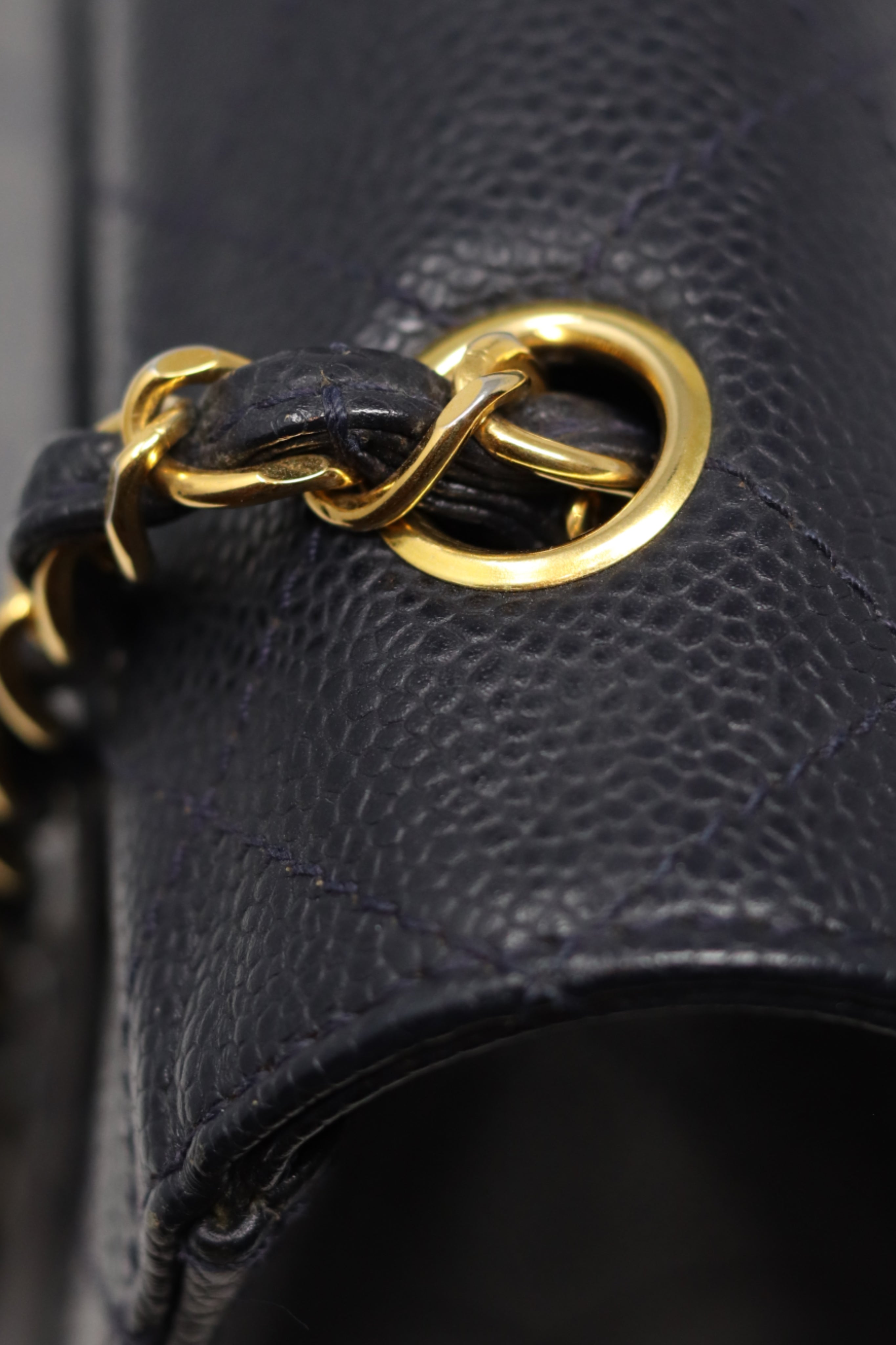 Pre-Owned Chanel Flap Bag Jumbo Dark Blue Caviar