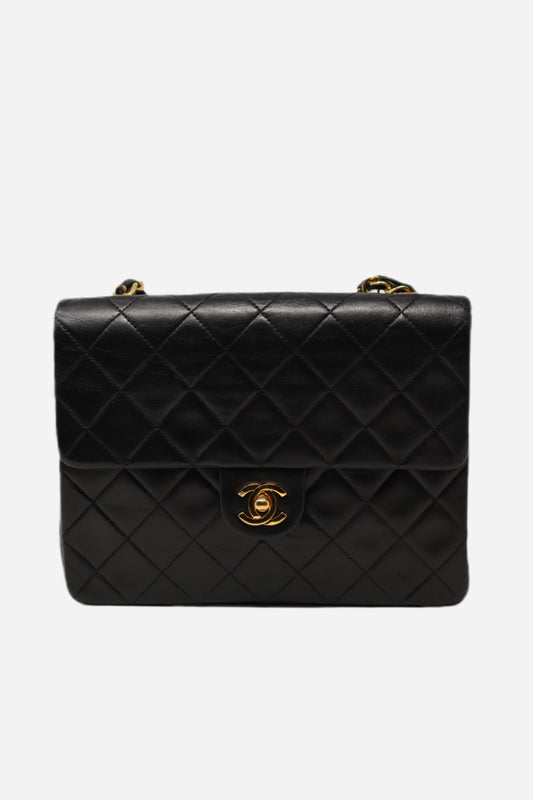 Pre-Owned CHANEL Black Lambskin Mini Square 20cm