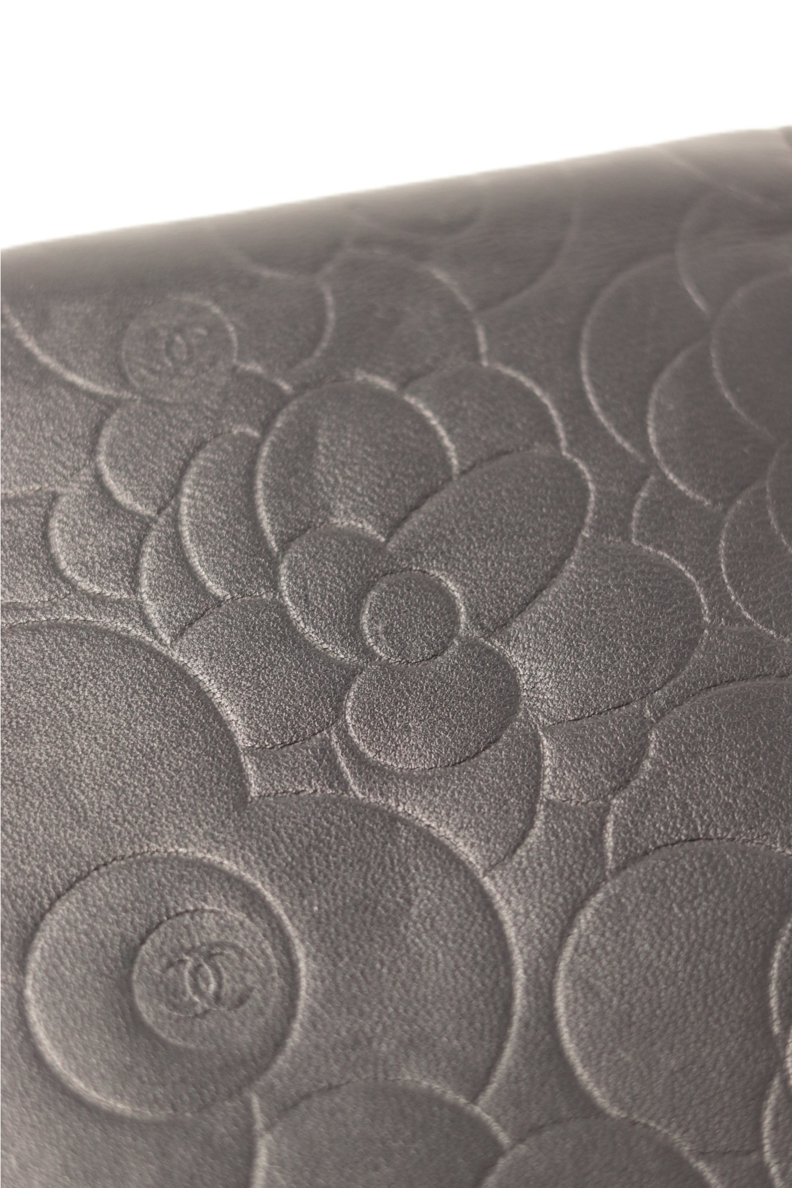 Pre-Owned Chanel 2011-2012 Camila Wallet On Chain Lambskin Black