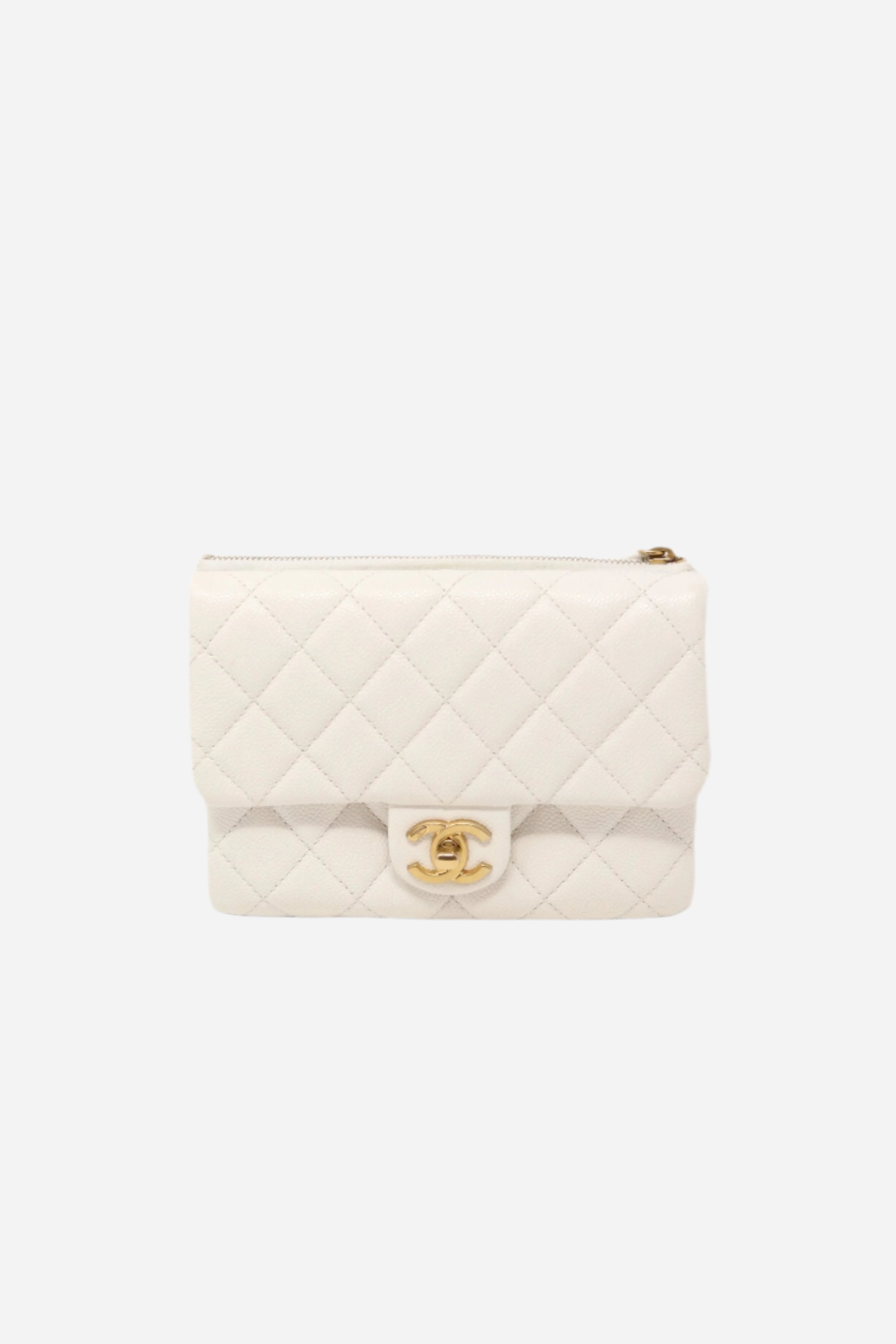 Pre-Owned Chanel 2022 White Caviar Logo Belt Bag
