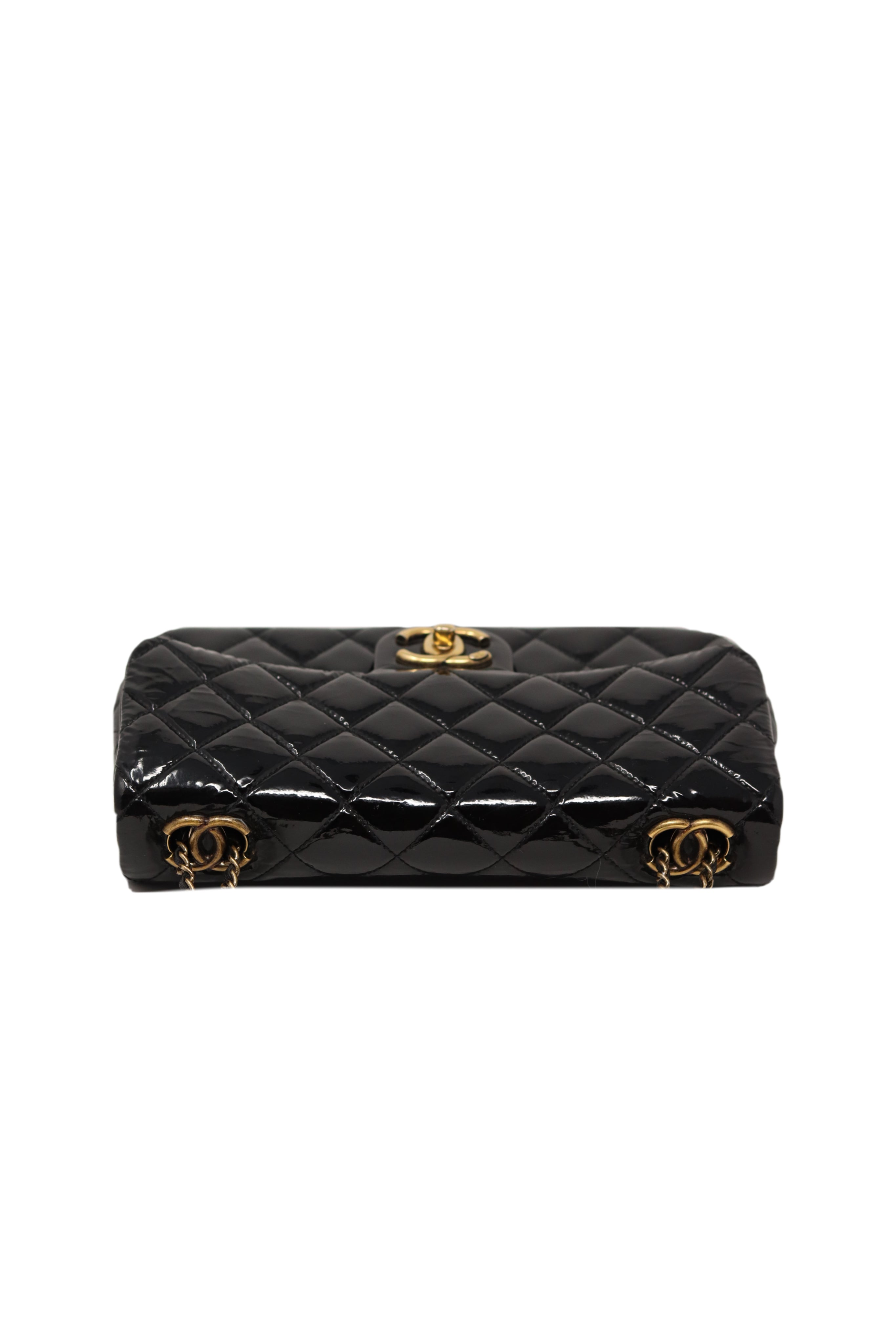 Pre-Owned Chanel 2015-2016 Patent&Calfskin Flap Bag Black