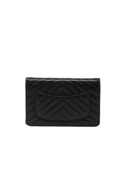 Pre-Owned Chanel 2017-2018 V Pattern Wallet On Chain Black