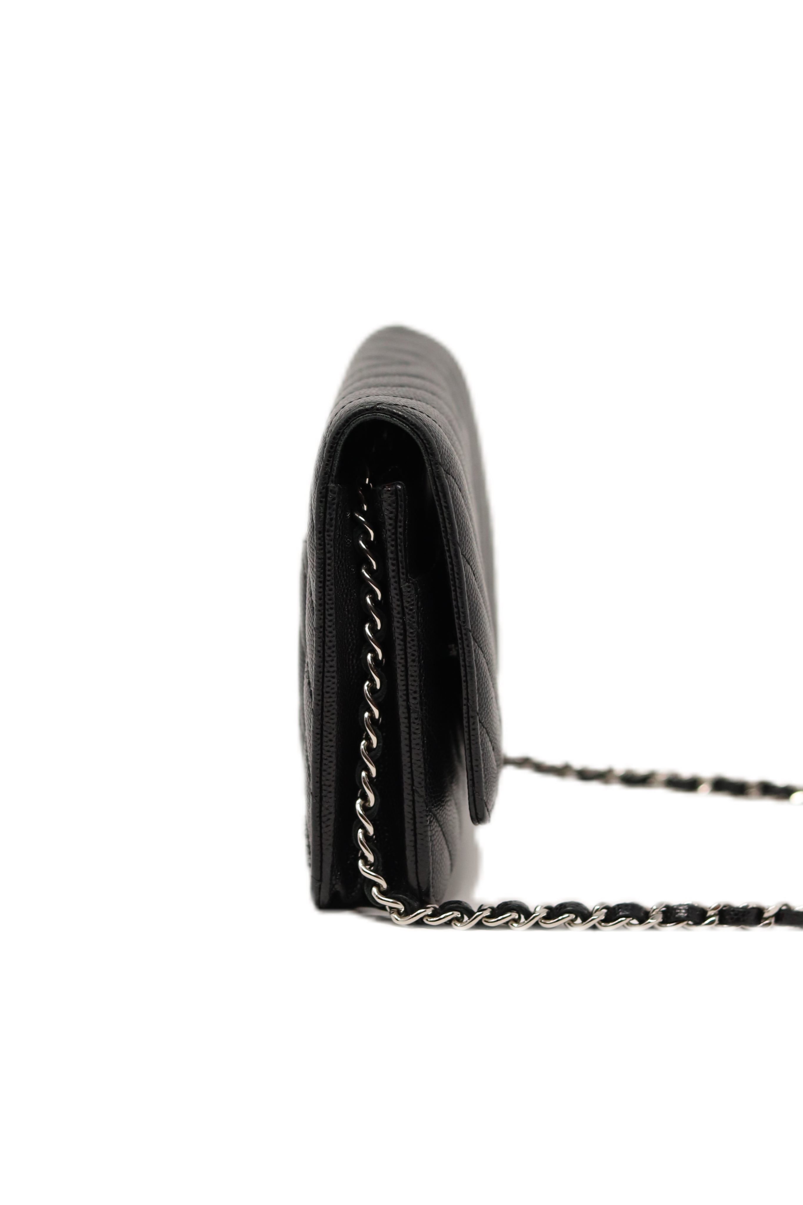 Pre-Owned Chanel 2017-2018 V Pattern Wallet On Chain Black