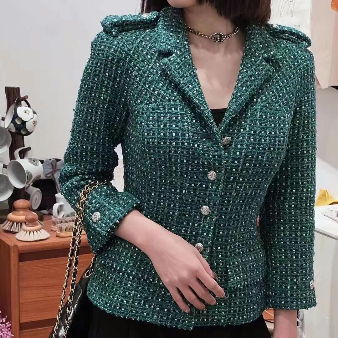 Pre-Owned CHANEL #36 Single Breasted Jacket Green