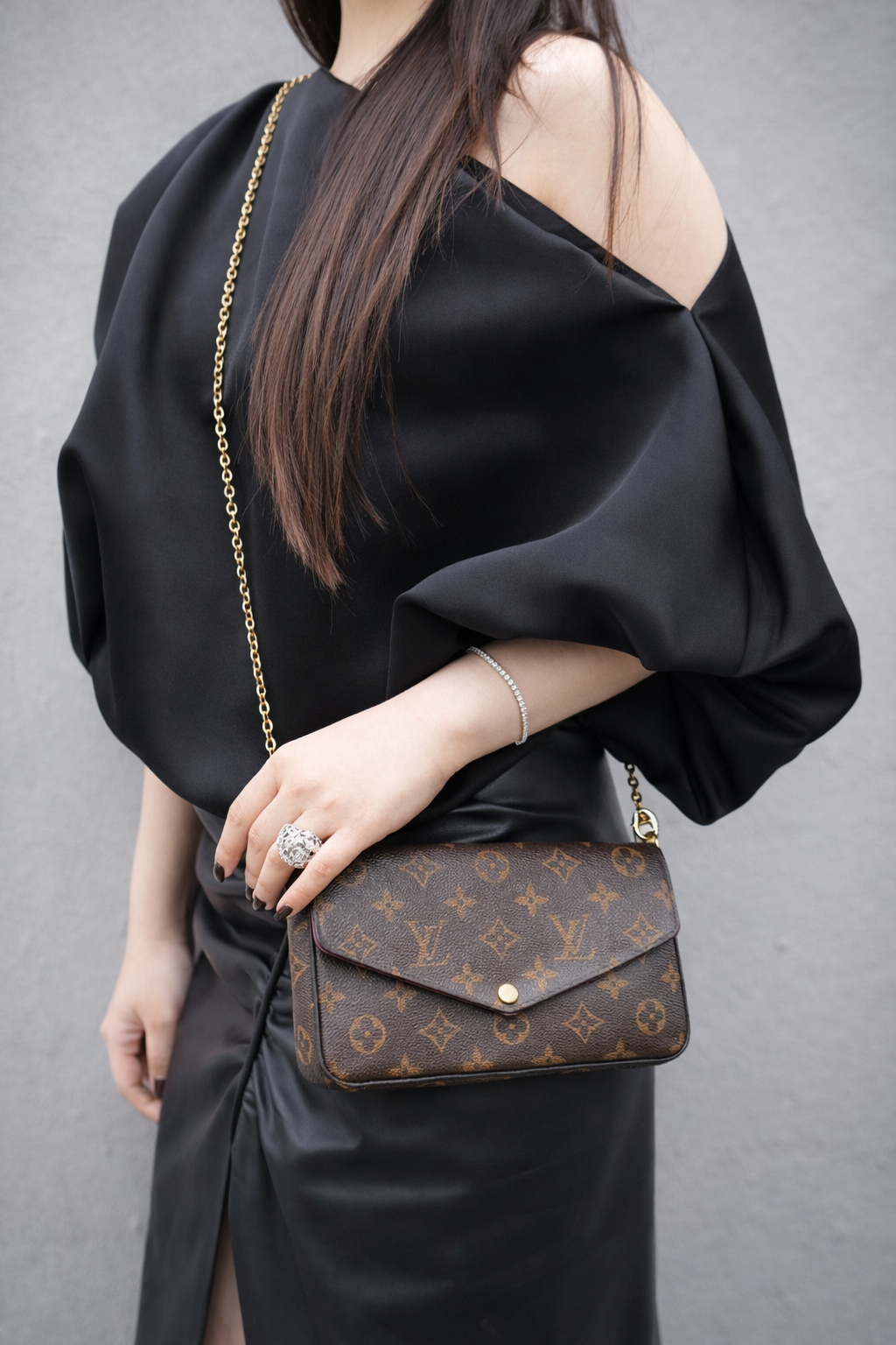 Louis Vuitton 2016 Monogram Félicie Pochette Chain Wallet -Missing two pouches